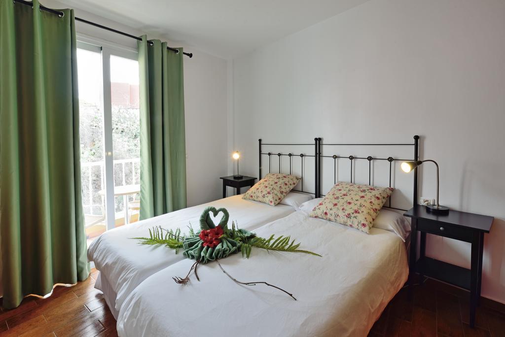 Apartamentos Adjovimar Los Llanos De Aridane Extérieur photo