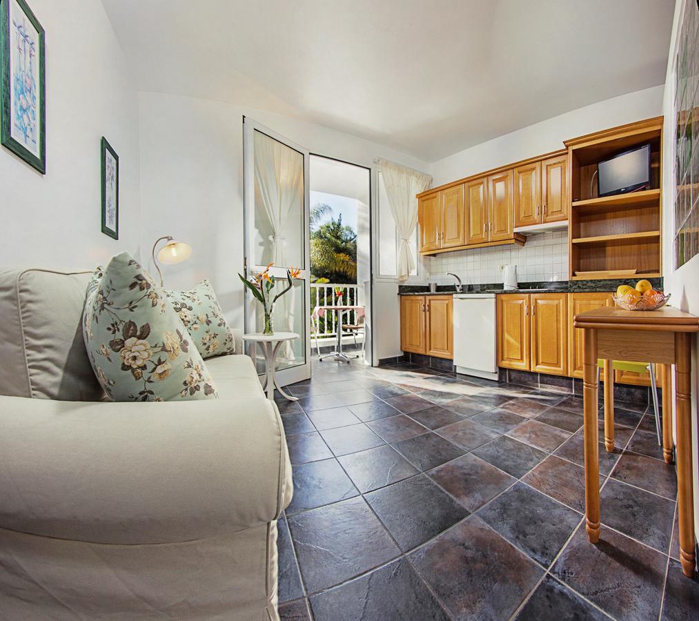 Apartamentos Adjovimar Los Llanos De Aridane Extérieur photo