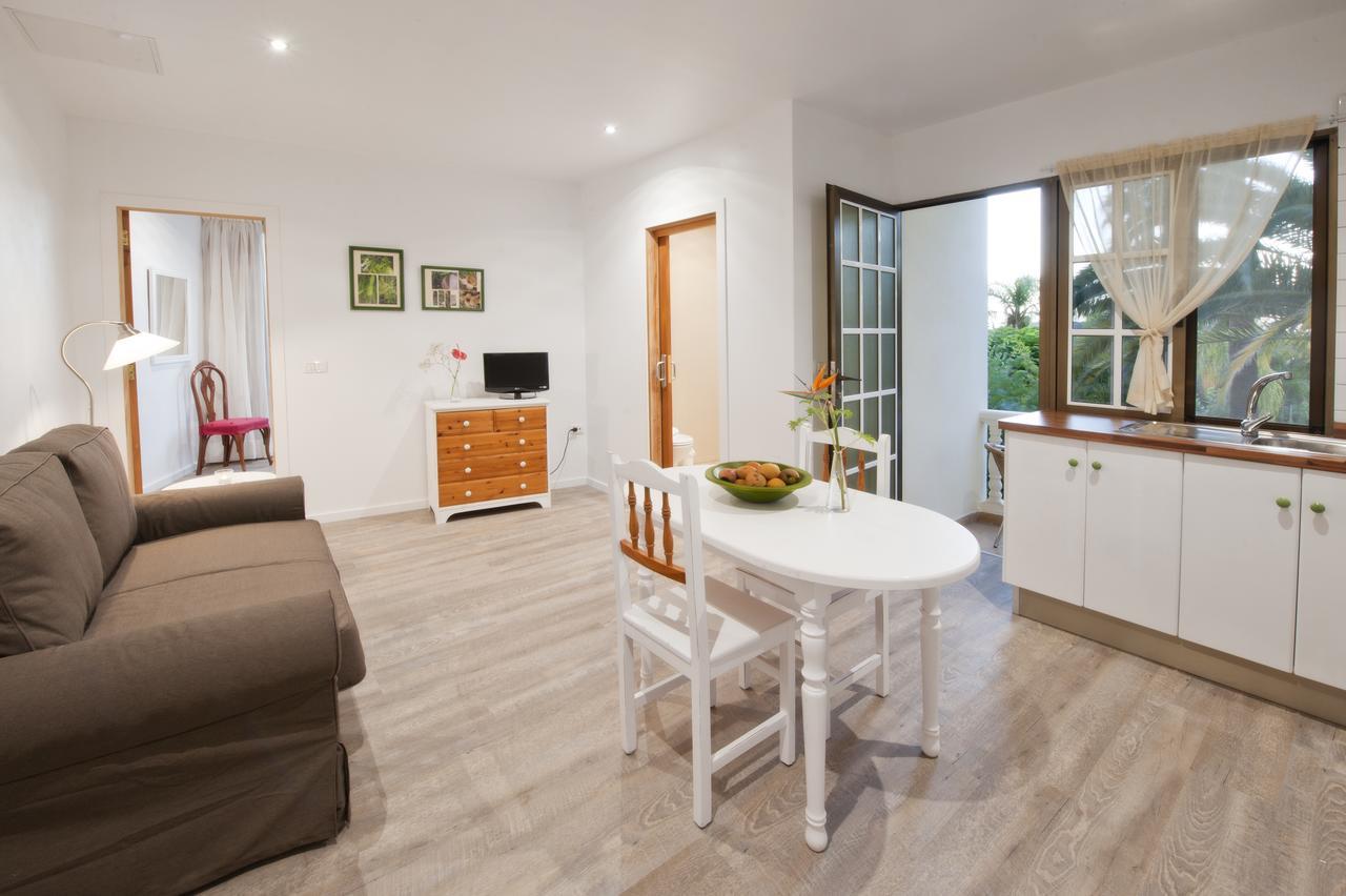 Apartamentos Adjovimar Los Llanos De Aridane Extérieur photo