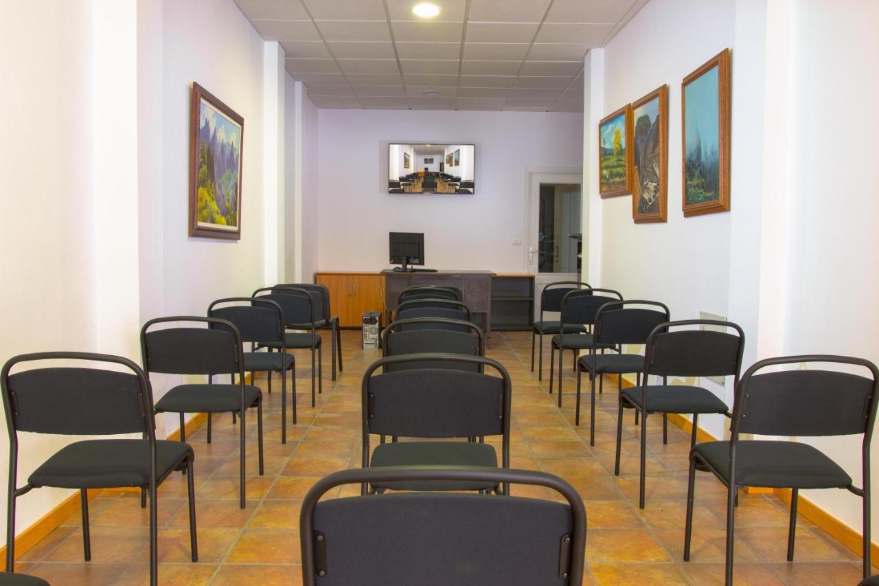 Apartamentos Adjovimar Los Llanos De Aridane Extérieur photo