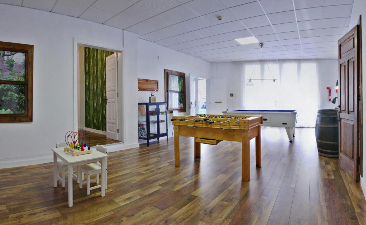 Apartamentos Adjovimar Los Llanos De Aridane Extérieur photo