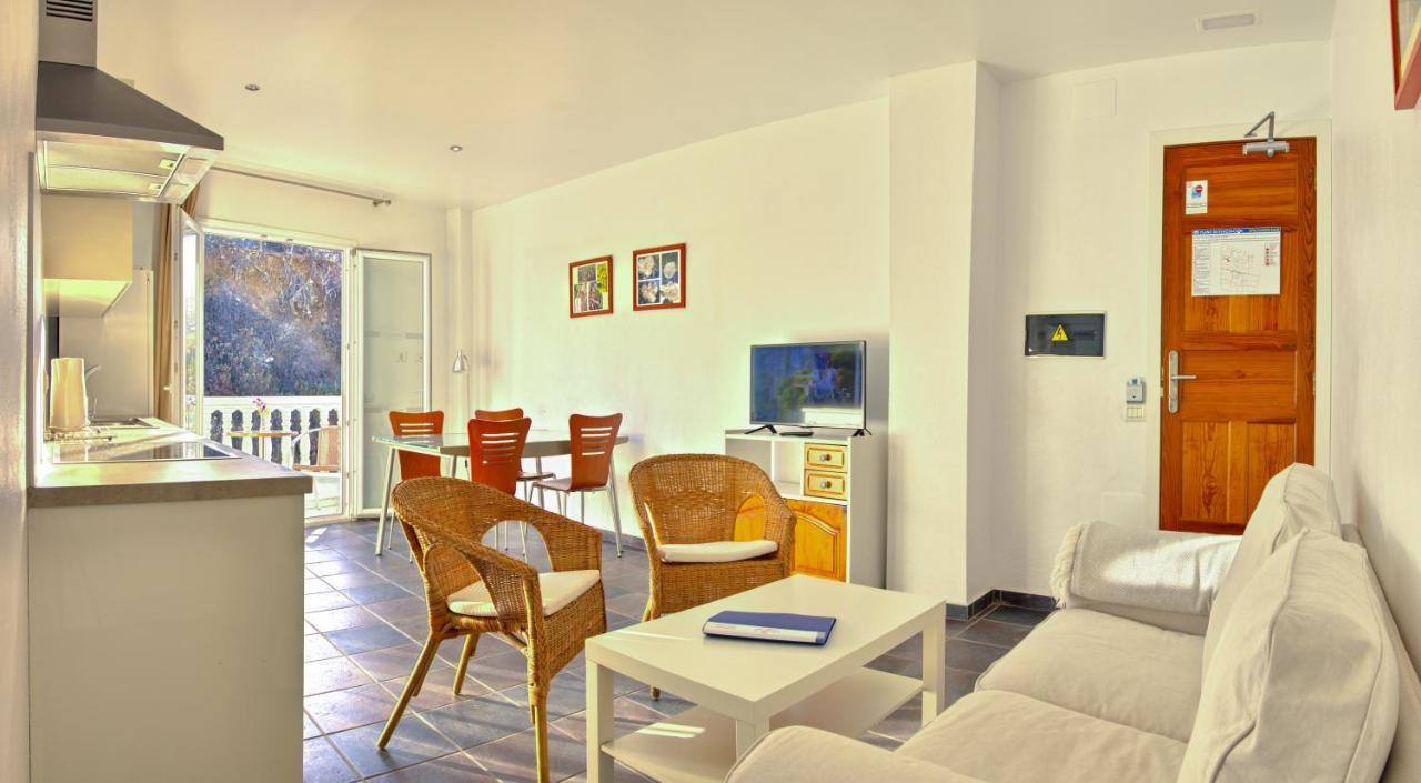 Apartamentos Adjovimar Los Llanos De Aridane Extérieur photo